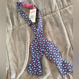 🆕Vineyard Vines- Popsicle Printed Bow Tie, Navy, OneSize NWT